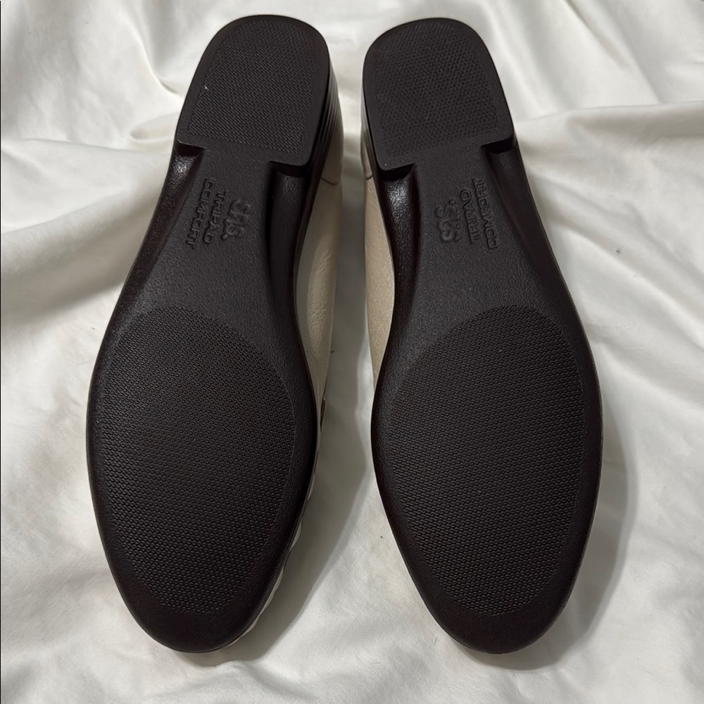 SAS Tan Flats Comfortable Loafers - Picture 7 of 8